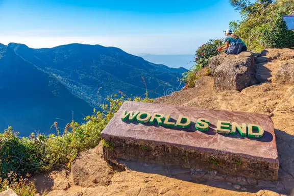 World’s End cliff viewpoint overlooking dramatic mountains and valleys at Horton Plains National Park, Sri Lanka.